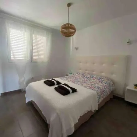 Carmenes2-Bed Apartment In Bajamar * Bajamar (La Laguna)